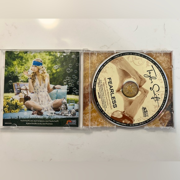 Taylor Swift CD Collection Lot - Picture 5 of 11